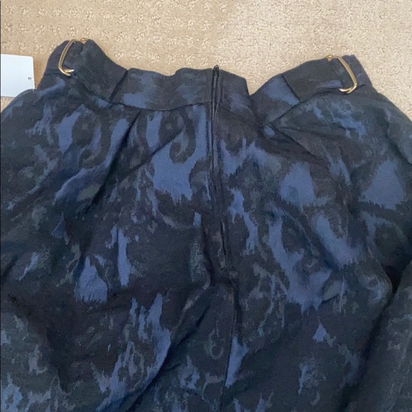 MIDI skirt - Picture 2 of 3